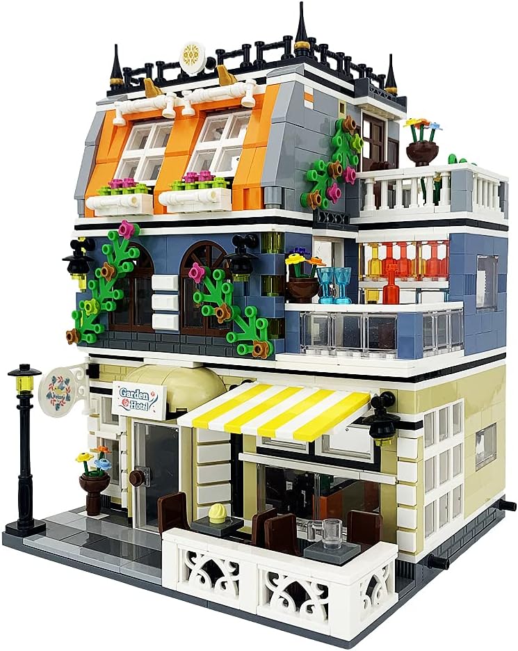 1316pcs Garden Hotel Assembly Square House Building Blocks