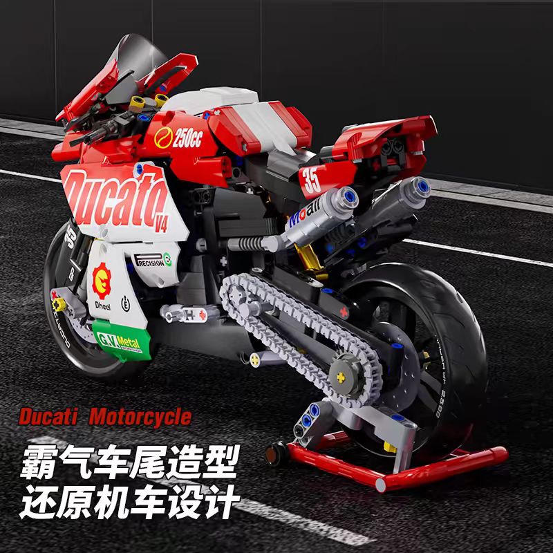 1000+pcs 1:10 Scale Ducati Motorcycle Car Model Building Block Set