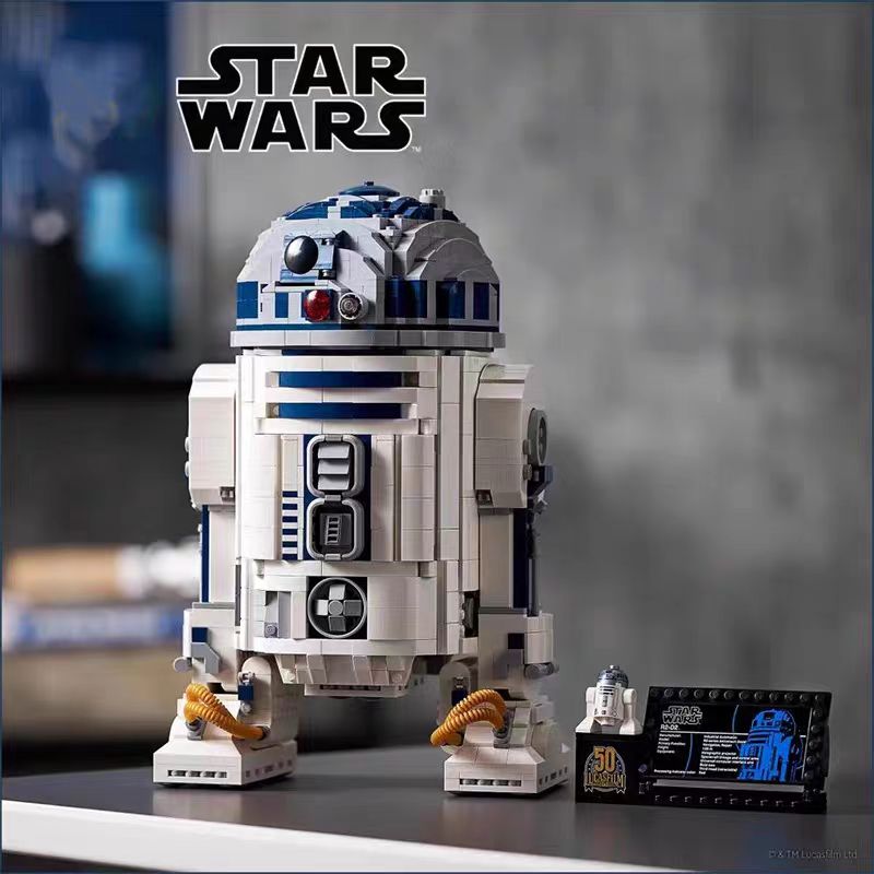 Star Wars R2-D2 Brick Built Droid Figure 75038